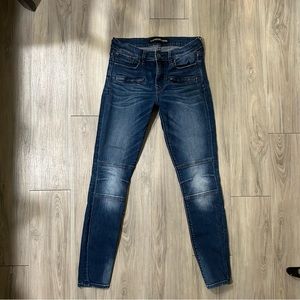 Express Mid Rise Legging Jeans 6R